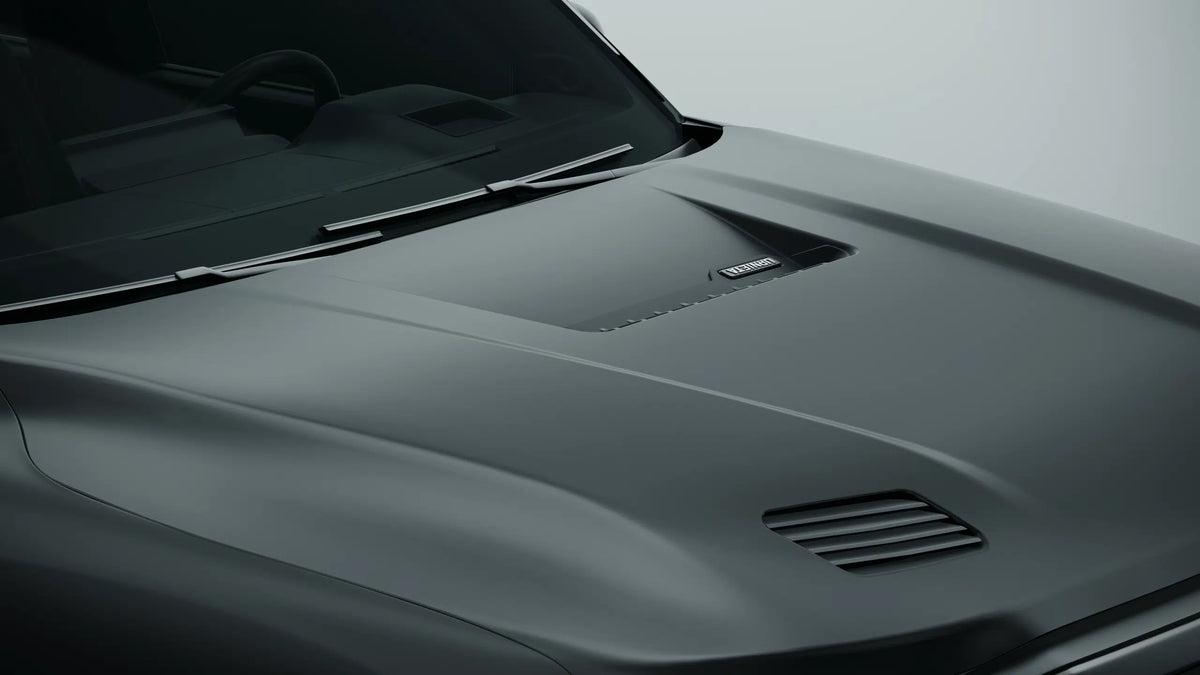 URNIETA Carbon Bonnet Kit | 300 Series LandCruiser