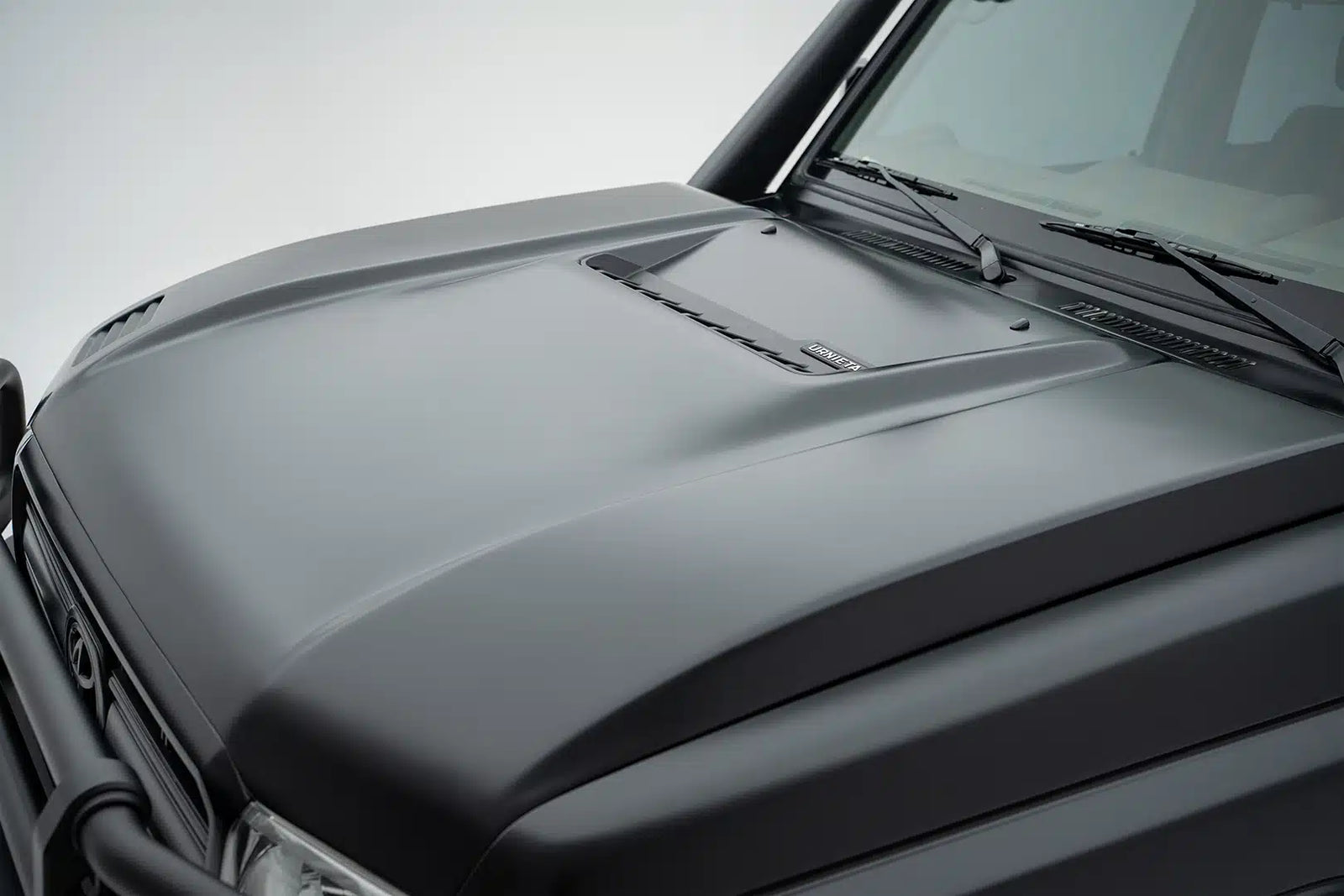 URNIETA Carbon Bonnet Kit detail view | PVS Automotive