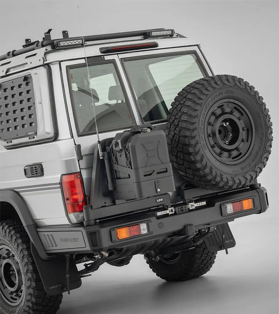 URNIETA Rear Bumper Kit product view | PVS Automotive