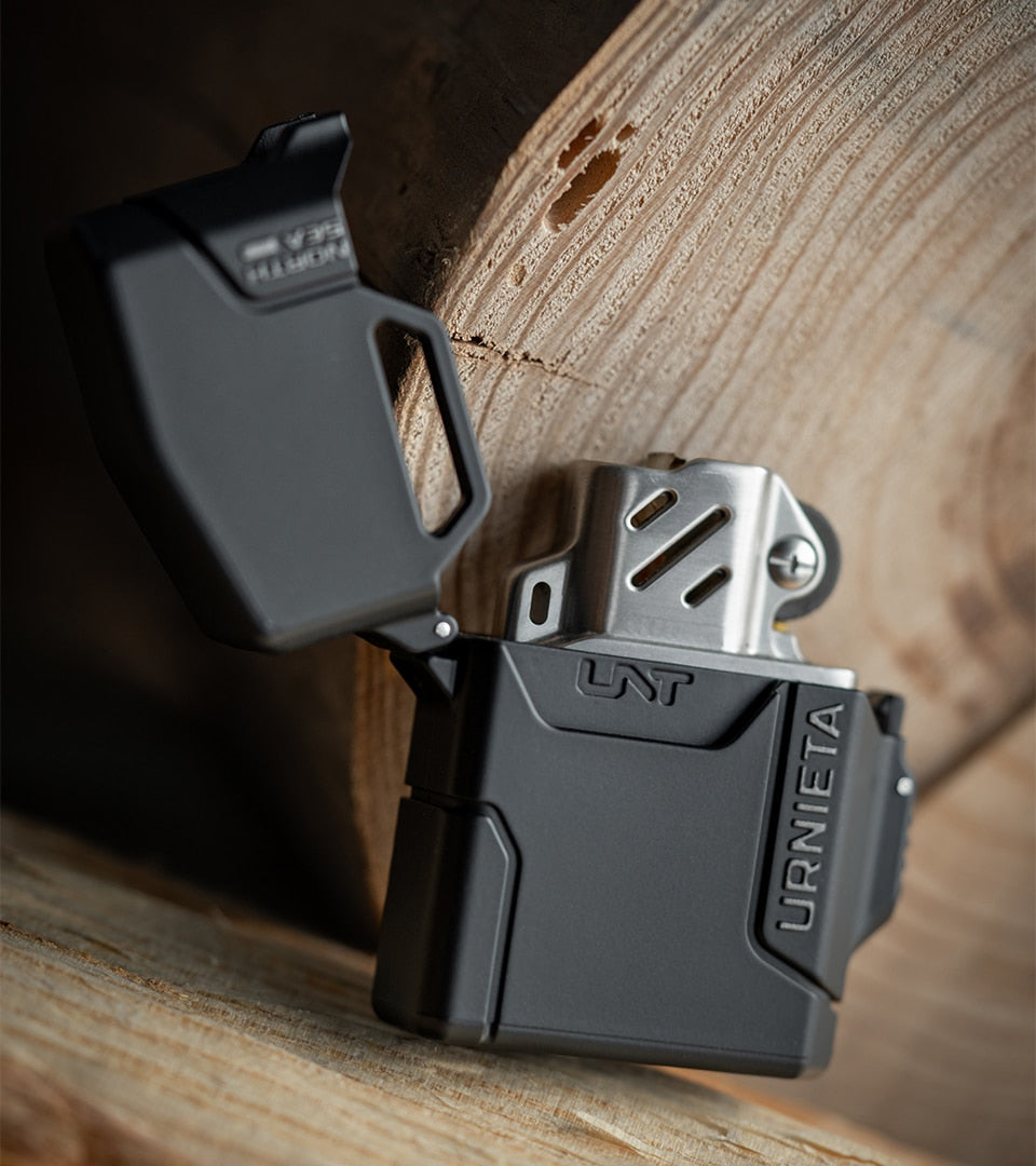 URNIETA Outdoor Lighter
