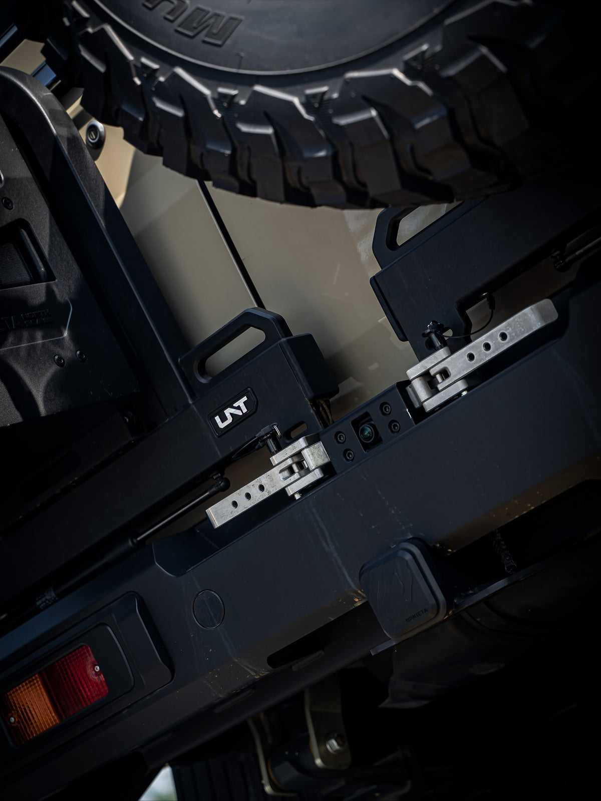 URNIETA Rear Bumper Kit | 70 Series LandCruiser
