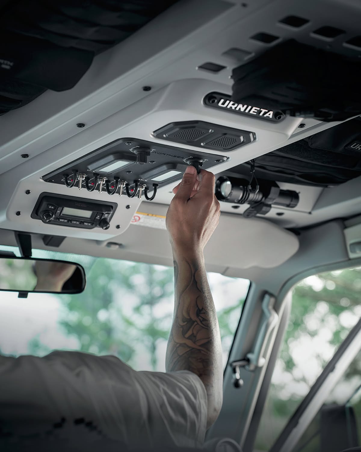 URNIETA Roof Console | LC78 Troop Carrier Upgrade Kit