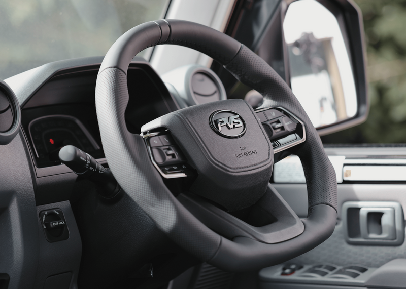 Wireless steering wheel controls: how they work and why older 4WDs need them