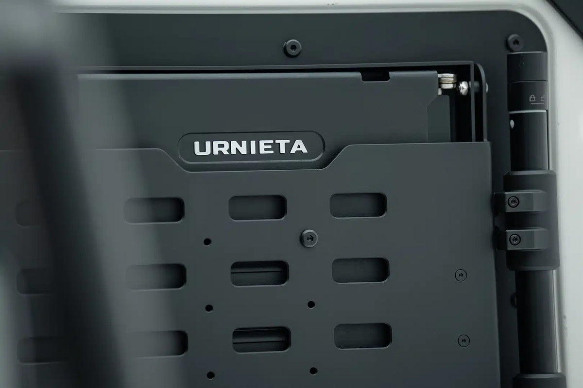 URNIETA Tailgate Drop Down Platform Table| 76 Series LandCruiser Wagon