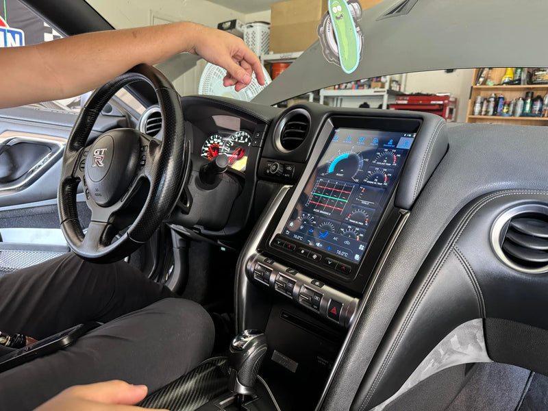 MASSIVE 10.8" HD DISPLAY