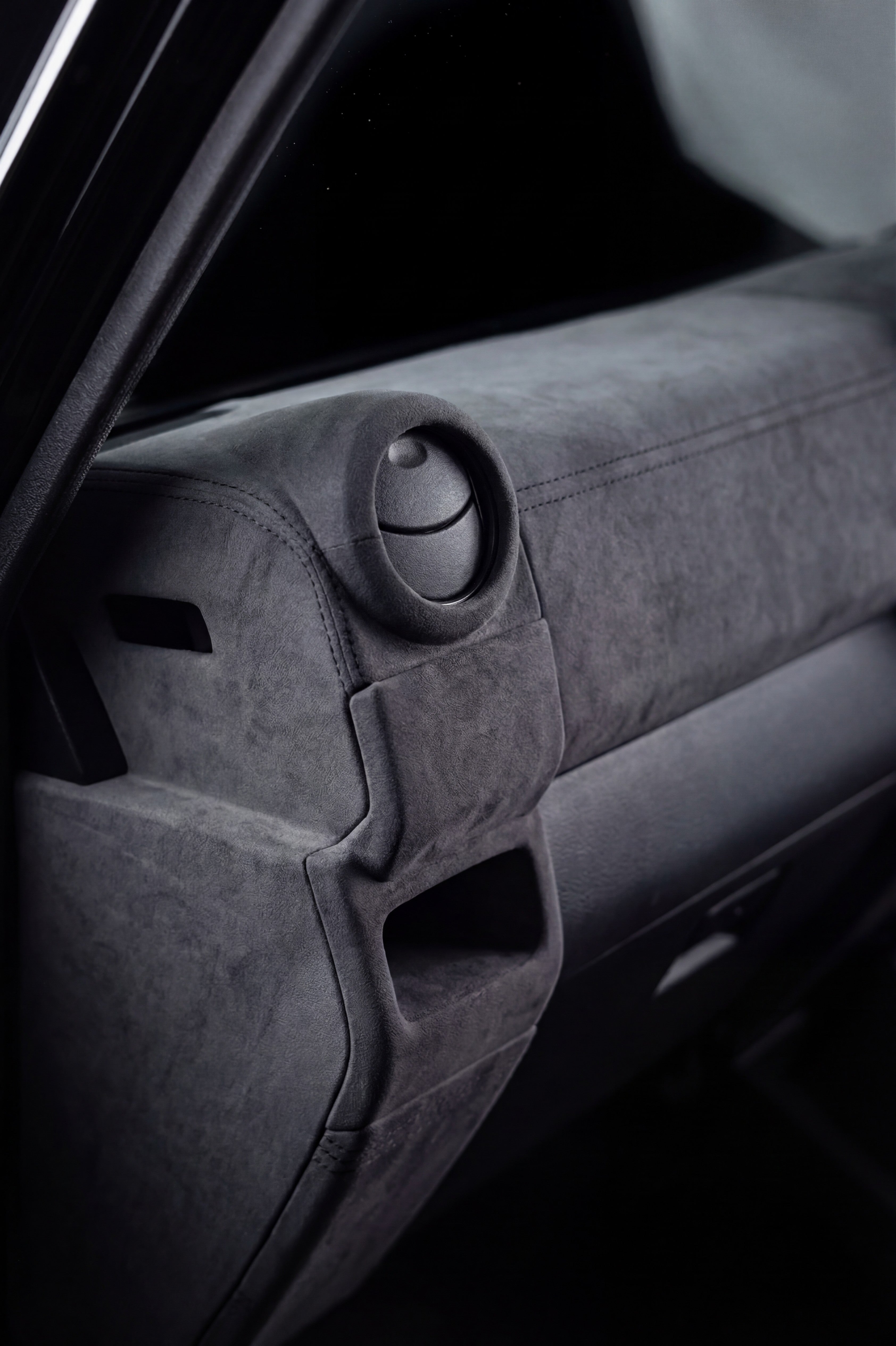 Alcantara dashboard trim