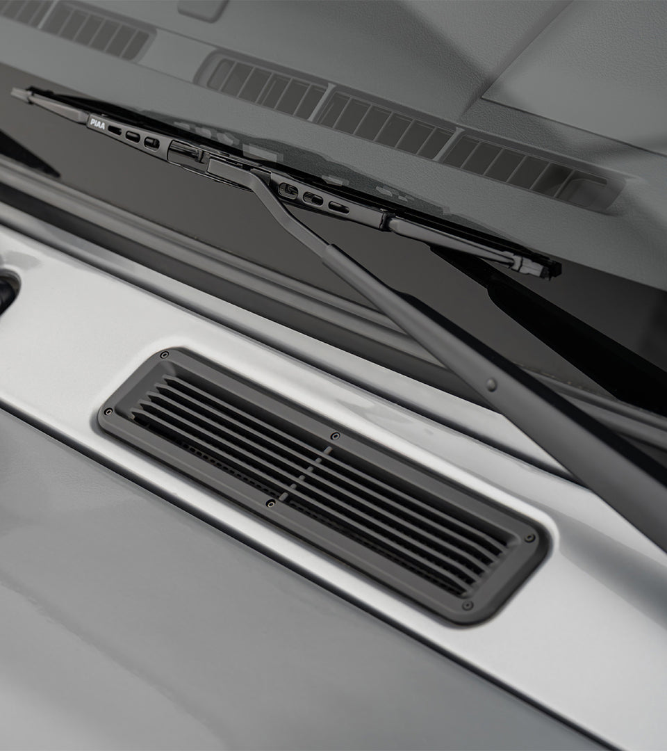 URNIETA Windshield Light Mount System rear view | PVS Automotive