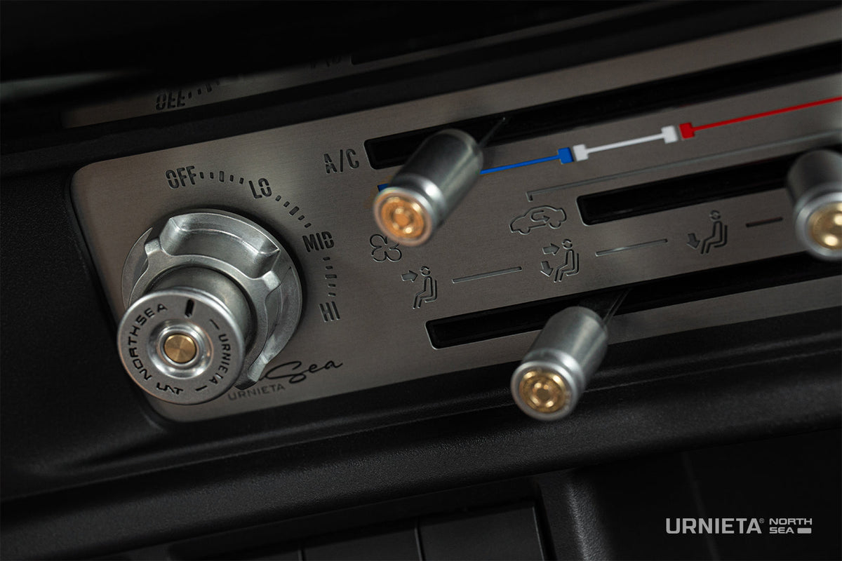 URNIETA AC Control Panel | 70 Series LandCruiser