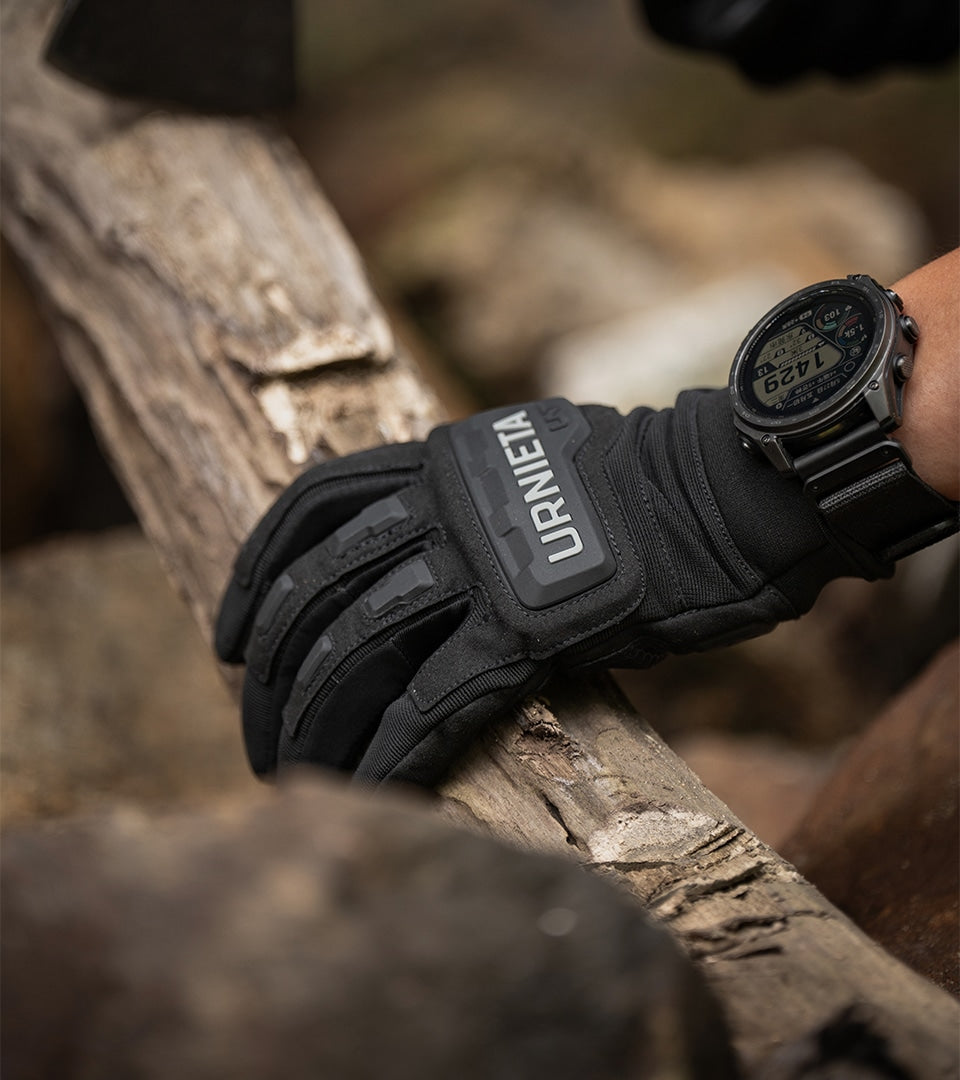 URNIETA Gloves 3