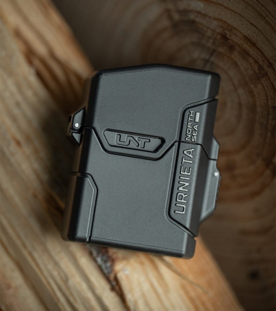 URNIETA Outdoor Lighter