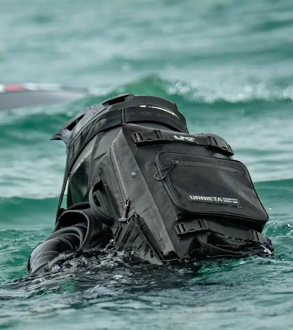 URNIETA Waterproof Backpack 2