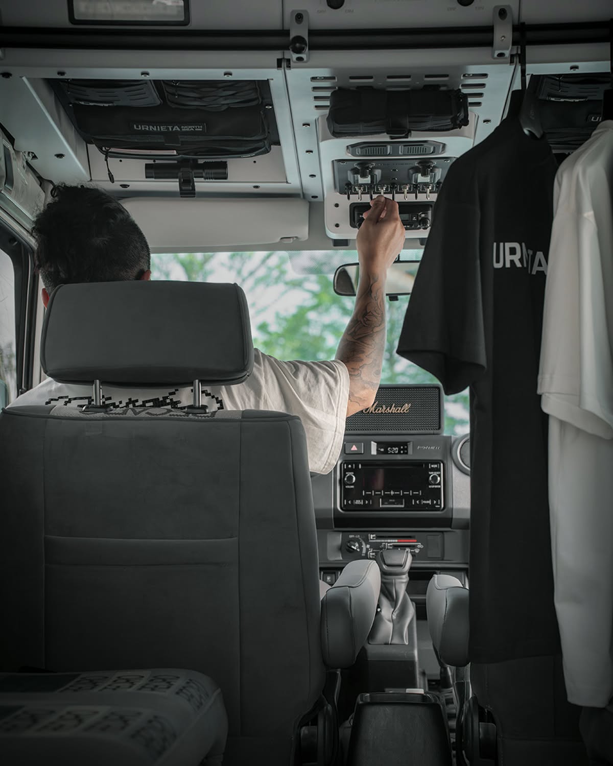 URNIETA Roof Console | LC78 Troop Carrier Upgrade Kit