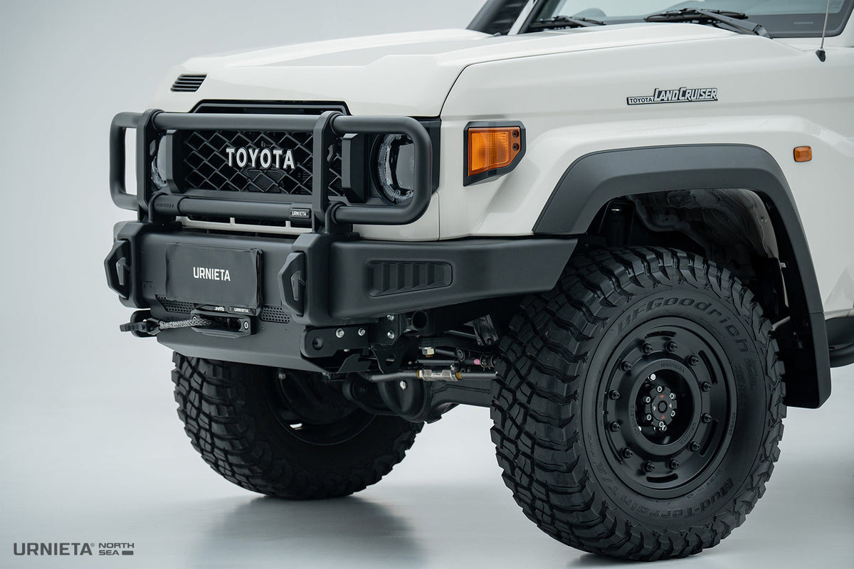 URNIETA Vintage Front Bumper