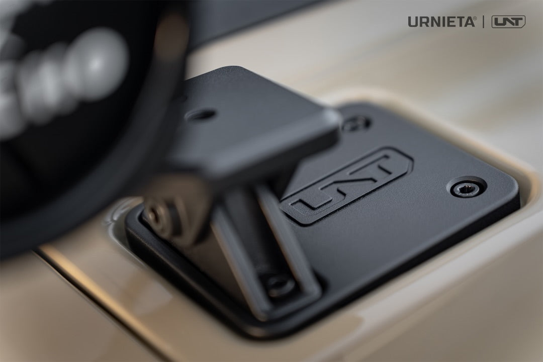 URNIETA Windshield Light Mount System | 70 Series LandCruiser