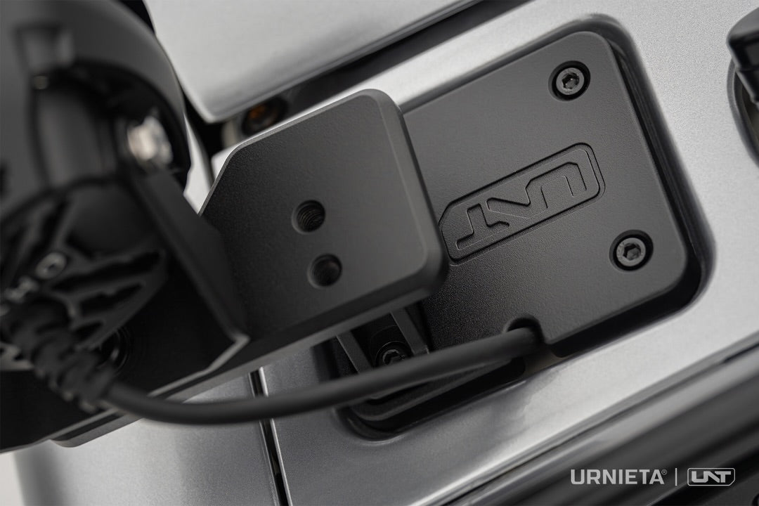 URNIETA Windshield Light Mount System | 70 Series LandCruiser